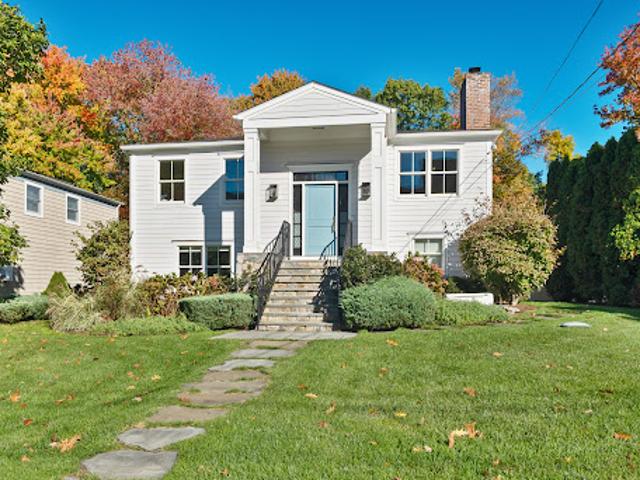 House for sale in Darien, Western Connecticut Planning Region