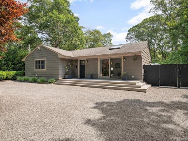 House for sale in Wainscott, New York