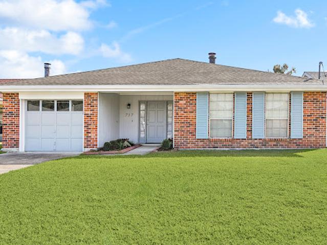 House for sale in River Ridge, Jefferson Parish