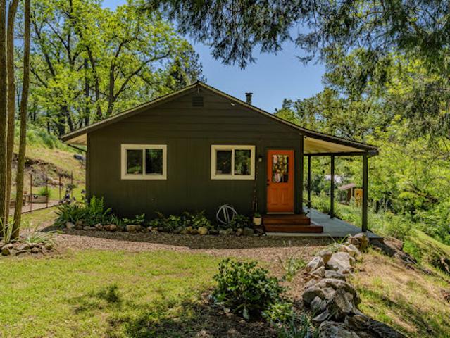 House for sale in Pine Grove, California