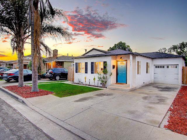 House for sale in Carson
