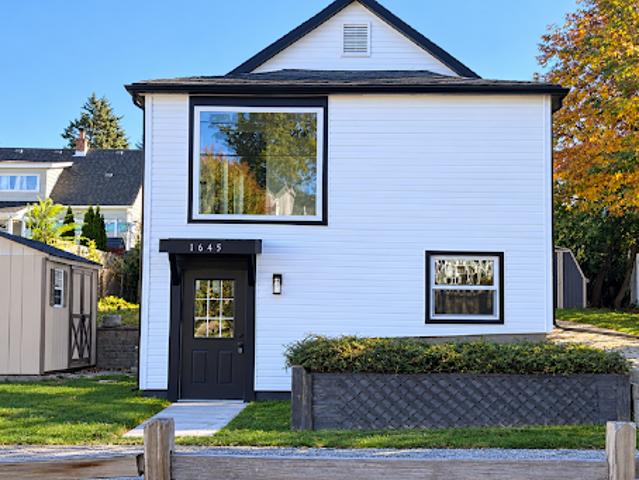 House for sale in Keego Harbor, Oakland County