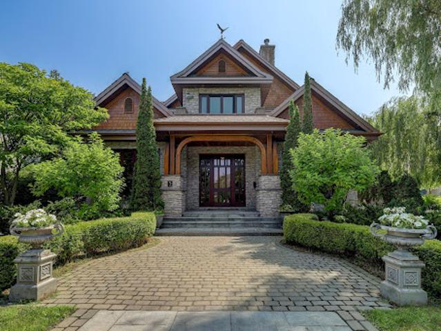 House for sale in Dorval