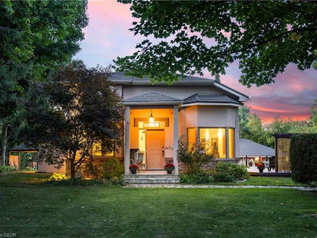 House for sale in Ancaster, Ontario