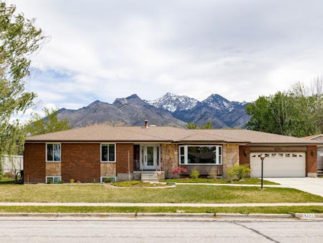 House for sale in Sandy, Utah