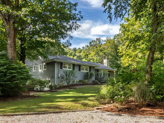 House for sale in Redding, Western Connecticut Planning Region