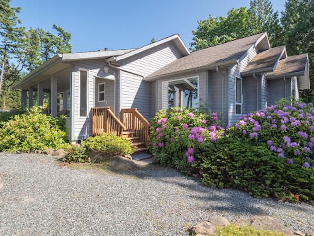 House for sale in Gabriola