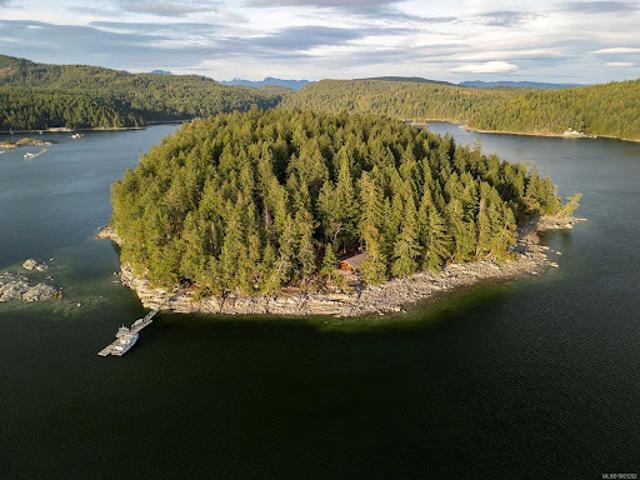 House for sale in Whaletown, British Columbia