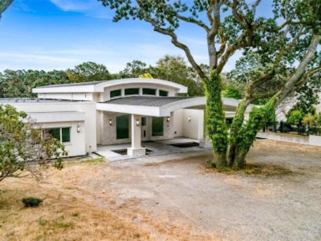 House for sale in Oak Bay, British Columbia