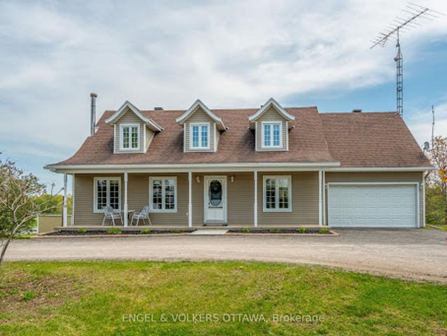 House for sale in Ottawa