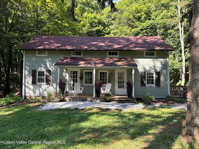 House for sale in Hillsdale, New York