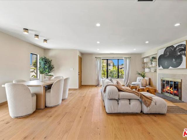House for sale in Sherman Oaks Neighborhood Council District, Canoga Park