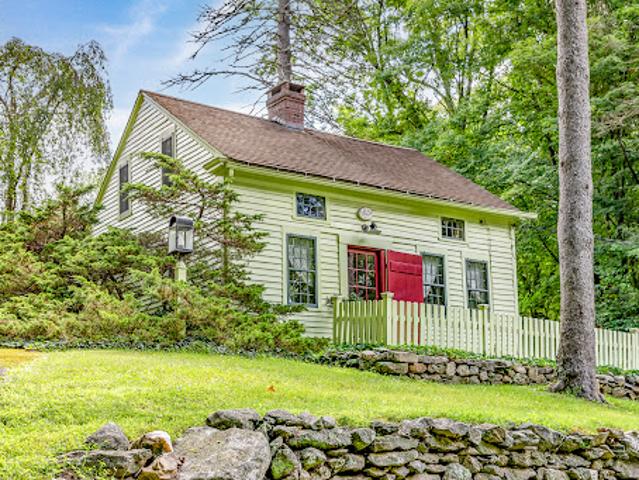 House for sale in Roxbury, Northwest Hills Planning Region