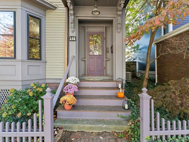 House for sale in Cambridge, Middlesex County