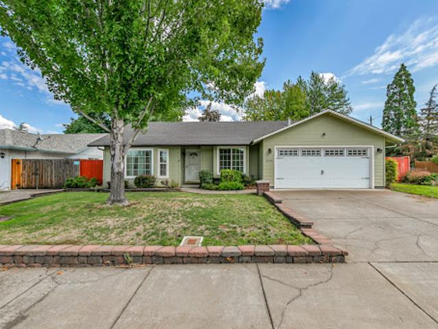 House for sale in Oregonia