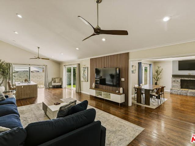 House for sale in Long Beach, California