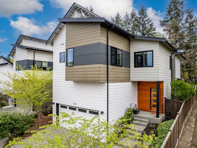 House for sale in Kent, Washington