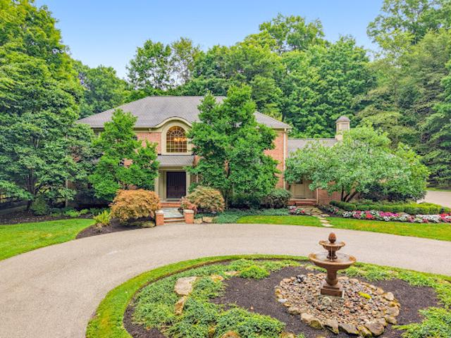 House for sale in Chagrin Falls, Cuyahoga County