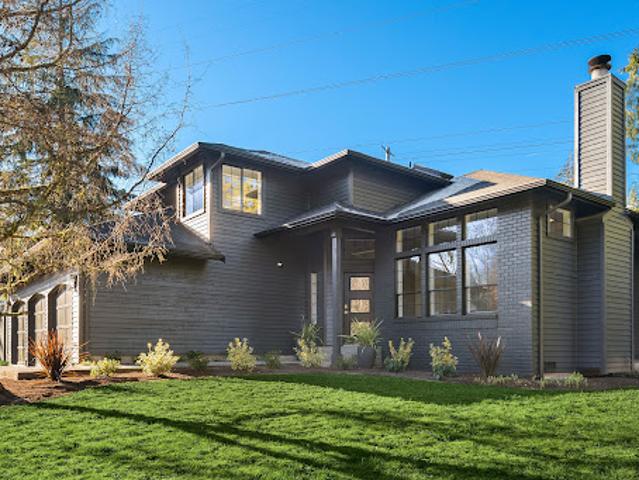 House for sale in Redmond