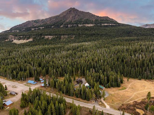 House for sale in Cooke City, Montana
