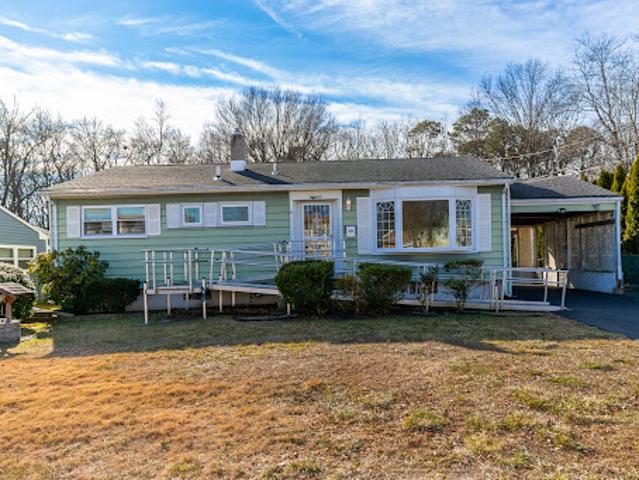 House for sale in Cliffwood, New Jersey