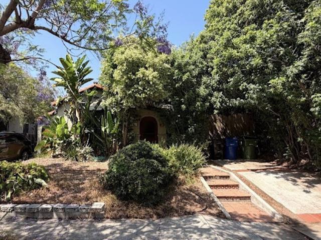 House for sale in Canoga Park, California