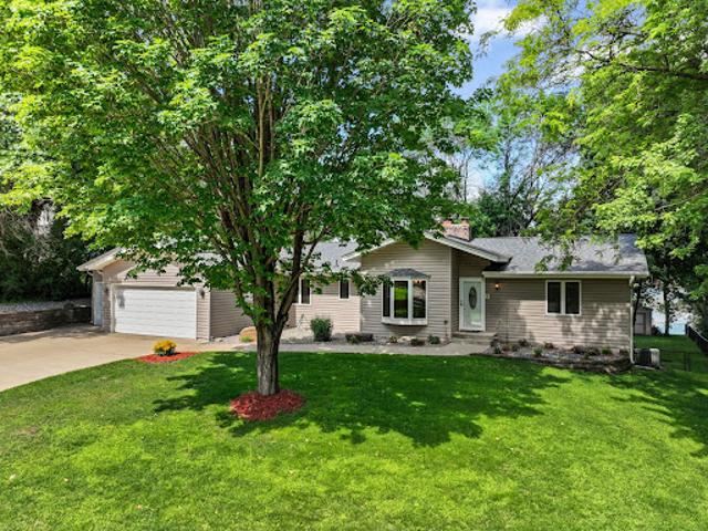 House for sale in Burnsville, Minnesota