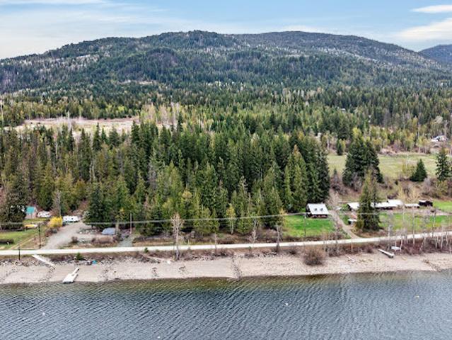 House for sale in Anglemont, British Columbia