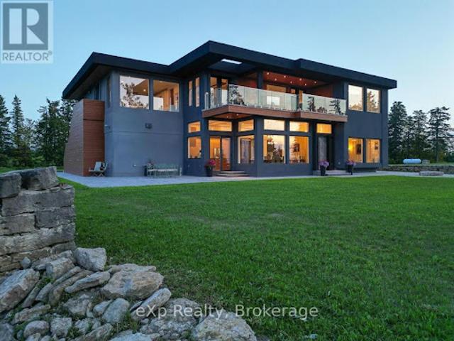 House for sale in Ontario