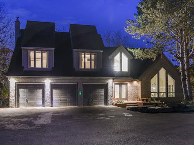 House for sale in Ancaster, Ontario