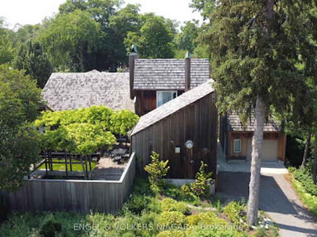 House for sale in Niagara-on-the-lake, Ontario