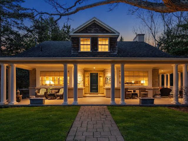 House for sale in Burlington, Ontario