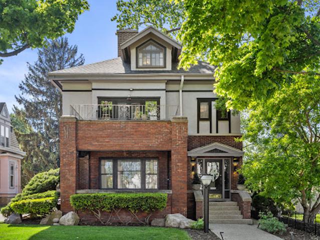 House for sale in Racine, Racine County