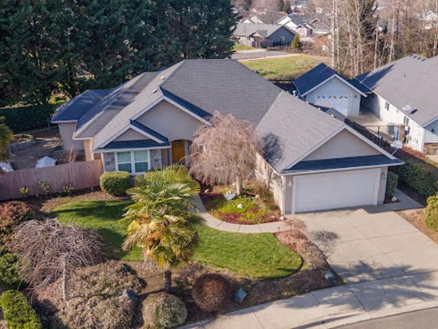 House for sale in Oregonia