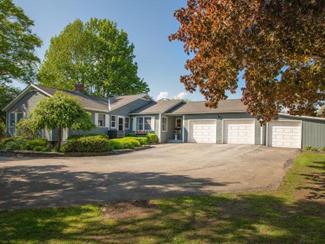 House for sale in Cuttingsville, Vermont