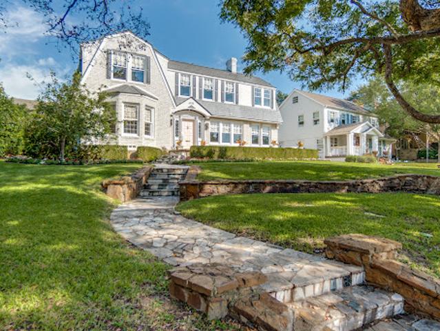 House for sale in Dallas, Dallas County