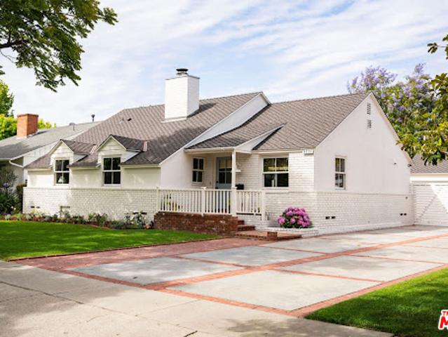 House for sale in Canoga Park, California