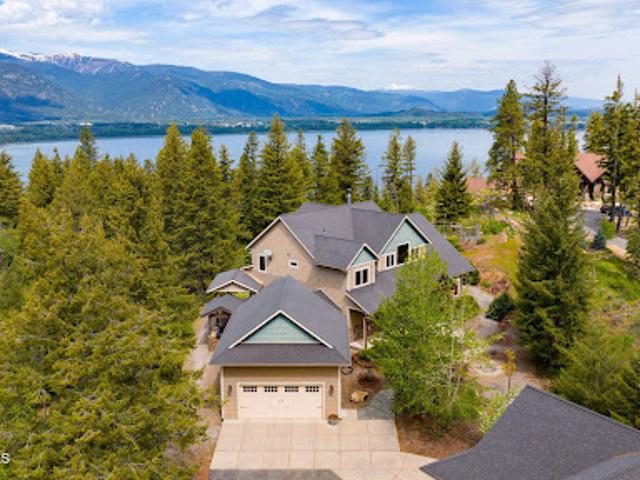 House for sale in Sagle, Idaho