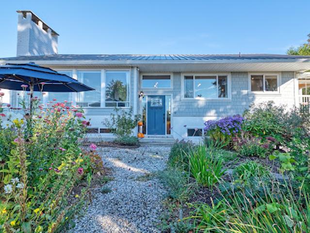 House for sale in Sechelt, Sunshine Coast Regional District
