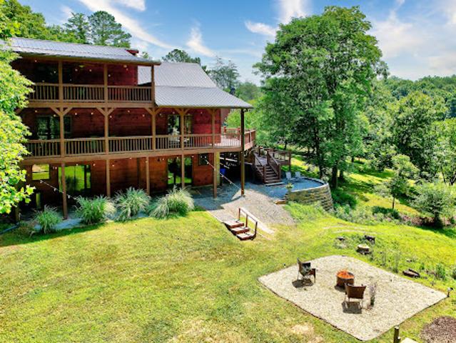 House for sale in Blue Ridge, Georgia