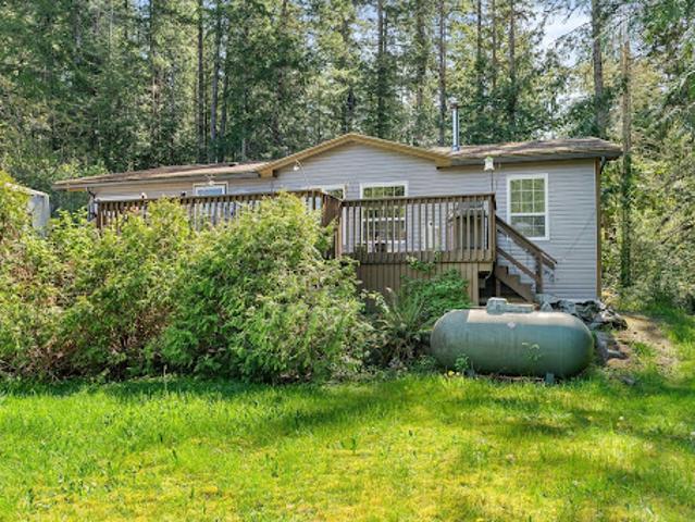 House for sale in Madeira Park, British Columbia