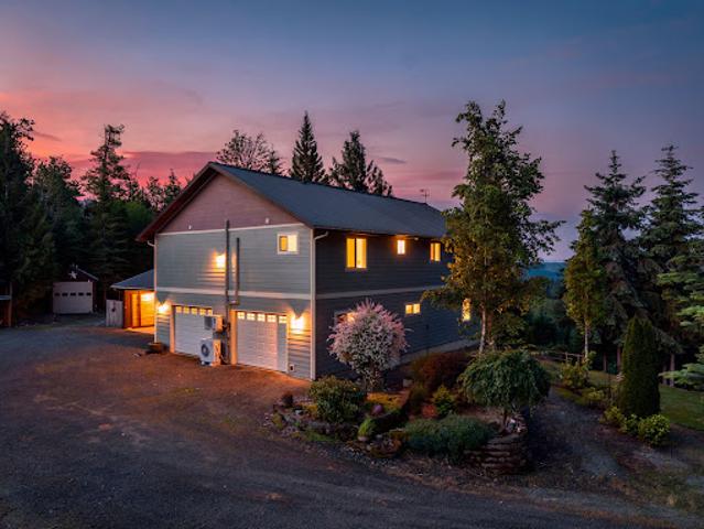 House for sale in Salkum, Washington
