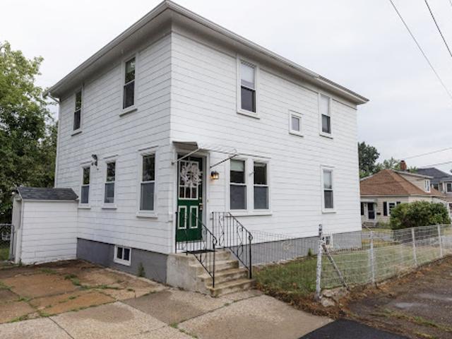 House for sale in Manchester