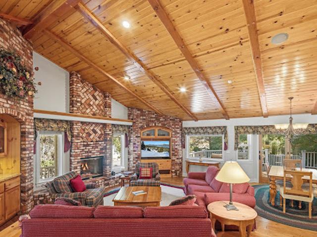 House for sale in Big Bear Lake, California
