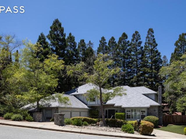 House for sale in Redwood City