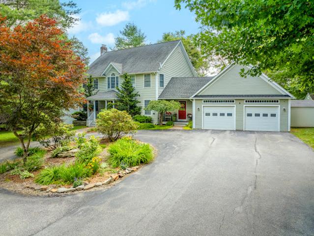 House for sale in Brooklyn, Connecticut