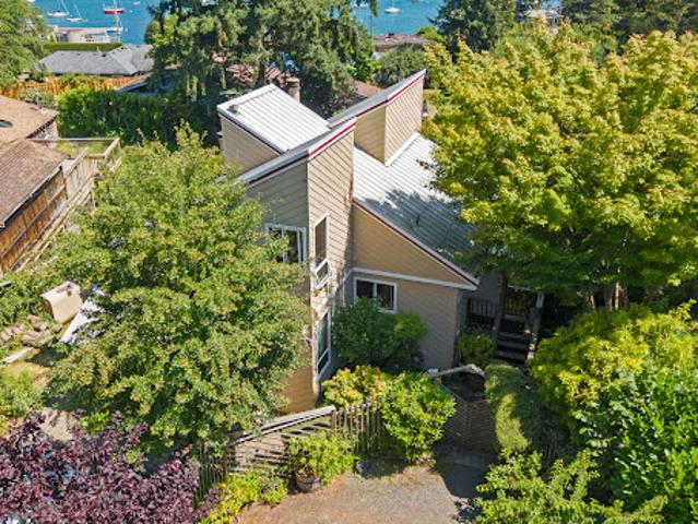House for sale in Bowen Island, British Columbia