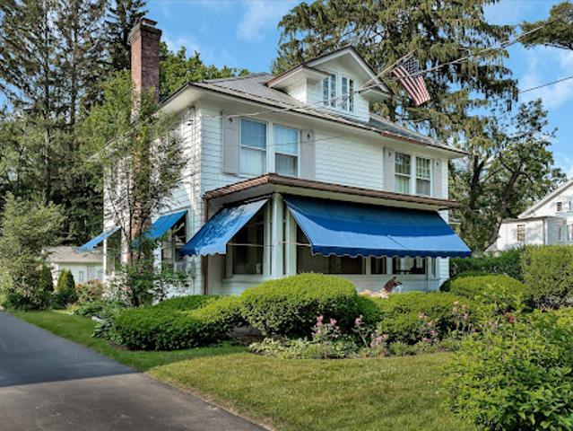 House for sale in Saratoga Springs