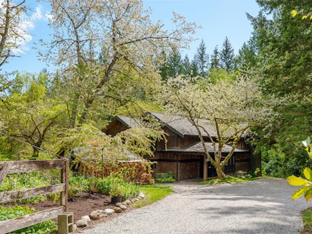 House for sale in Roberts Creek, British Columbia