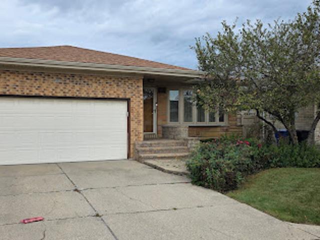 House for sale in Chicago Park, Illinois